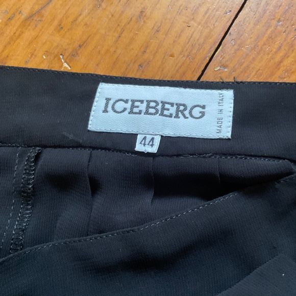 Iceberg Women's Nero (Black) sheer pleated skirt size 44 made in Italy - Picture 5 of 9